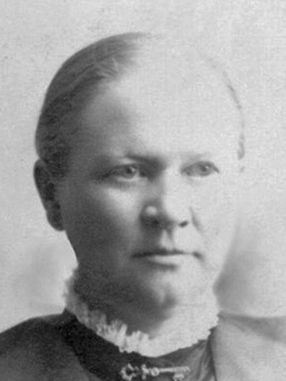 Carolina Larsen (1841 - 1897) Profile